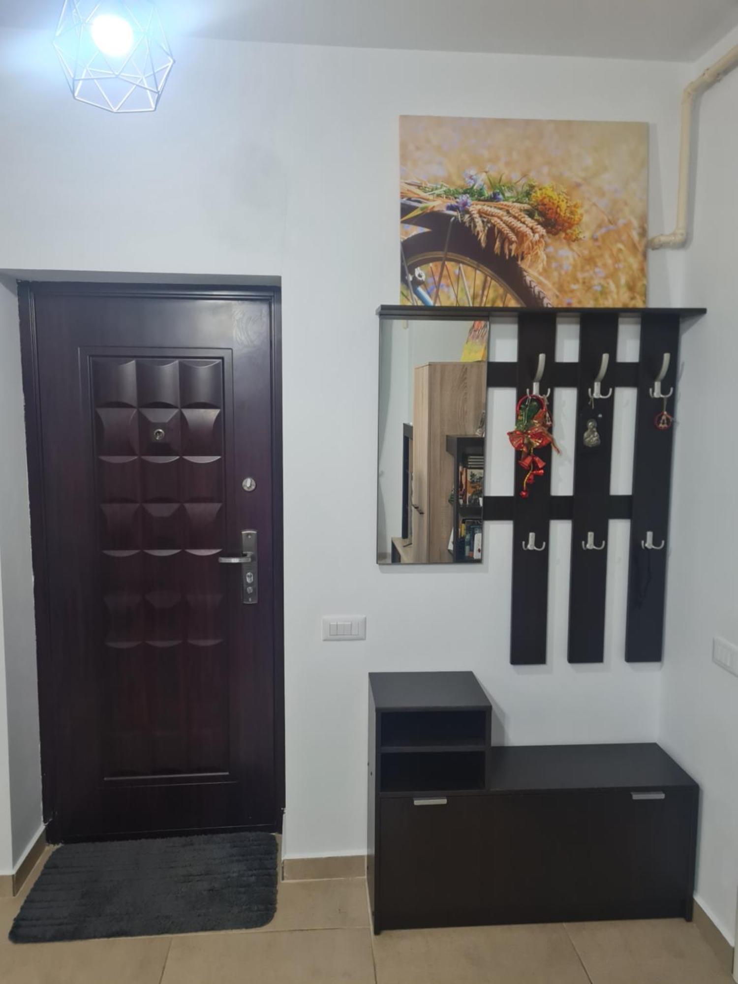 Luxury 1 Bedroom Apartment Roşu Exteriör bild